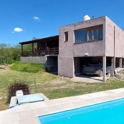 Cuestas Del Búho Casa Serrana，位于阿瓜德奥罗的酒店
