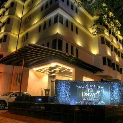 THE DAWN HOTEL，位于迈索尔的酒店