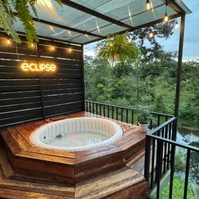 A-Frame, Rio Celeste in premises and close to park，位于San Rafael的酒店