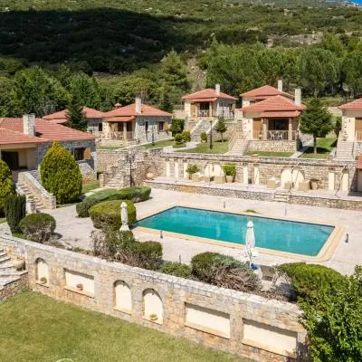 Pleiades Studios All Season Gems - Korinthos Stone Retreats，位于Kalianoi的酒店