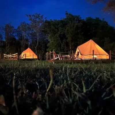 Deleni Retreat - Glamping，位于Buzău的酒店