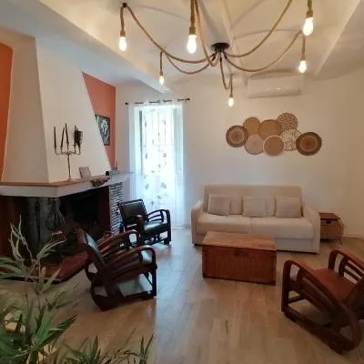 Gîte et chambres d'hôtes Les 2 Pins，位于Courry的酒店