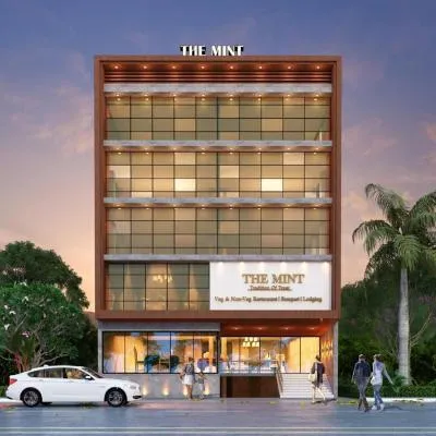 Hotel The Mint Nanded，位于楠代德的酒店