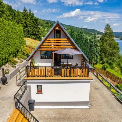 Domki LORD Tresna，位于特雷斯纳的酒店