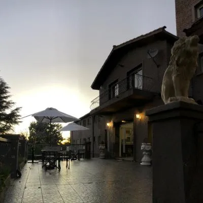 Carod Espacio Serrano，位于萨尔西普埃德斯的酒店