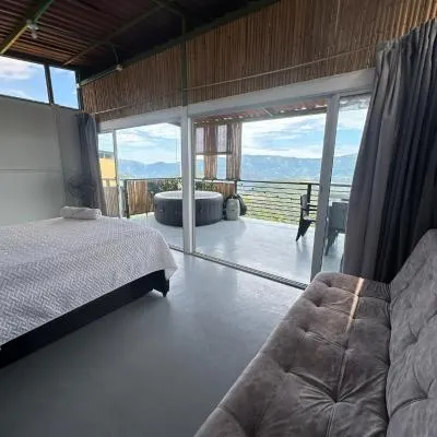 Glamping Horizon Forest Anapoima，位于阿纳波伊马的酒店