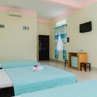 Hotel Thuý Lan，位于隆海的酒店
