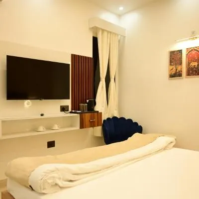 Hotel Vedic Inn，位于Faizābād的酒店