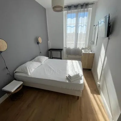 Hotel Clermont Airport，位于Aulnat的酒店