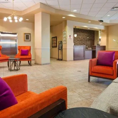 Radisson Hotel River Falls，位于River Falls的酒店