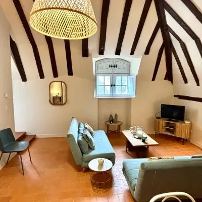 Appartement au centre de Richelieu，位于黎塞留的酒店