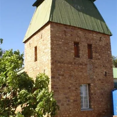 Savanna Guest Farm，位于Grünau的酒店