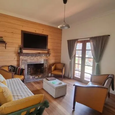 Myrtlebank Cottage Farmstay，位于Bundalaguah的酒店