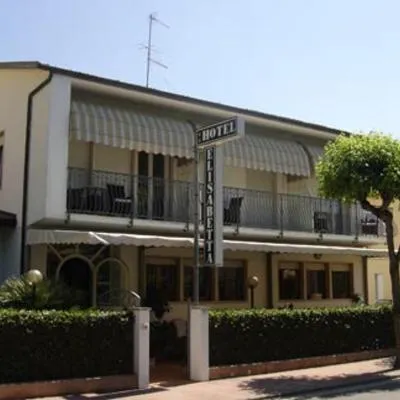 Hotel Elisabetta，位于钦克亚勒的酒店