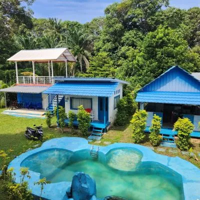 Tanjong Tinggi Cottage，位于Sijuk的酒店