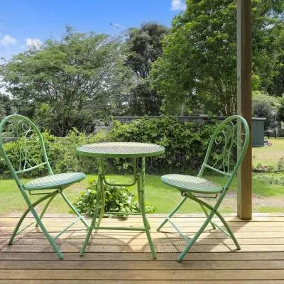 Back of Beyond Cottage，位于Rotoiti的酒店