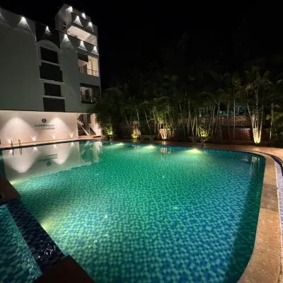 La Millionaire Luxury Resort - TIE Hotels & Resorts，位于蓬蒂切里的酒店