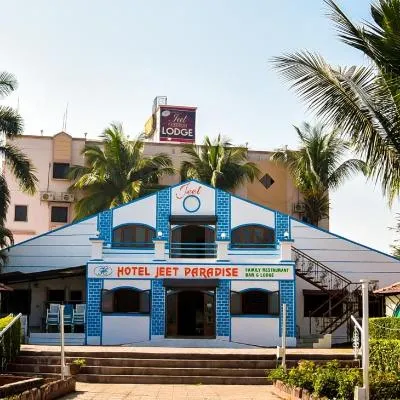 Hotel Jeet Paradise,位于Phaltan的酒店