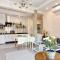 Bright & Elegant City Centre 3 bedroom Apartment