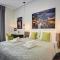 D&A Central Luxury Apartments with FREE Parking
