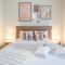 Supreme Suite with balcony by Cloudkeys