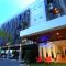 Cool Residence Hotel