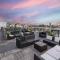 Chic and Elegant 2-Bedroom Haven w/ Roof Deck