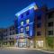 Holiday Inn Express & Suites - Valencia - Santa Clarita by IHG