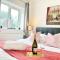 Walnut Flats-F5, Stylish 1-Bedroom - Parking, Netflix, WIFI - Close to Oxford, Bicester & Blenheim Palace