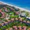 Deluxe Beach Villas by Danatrip