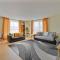 Spacious City 2 Bed, 2 Bath, FREE PARKING & WiFi