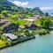 湖泊旅馆