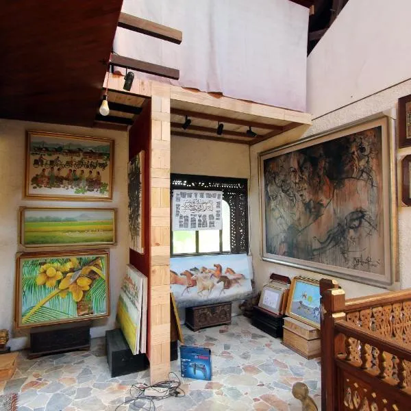 Posnya Seni Godod Art Gallery & Homestay，位于日惹的酒店