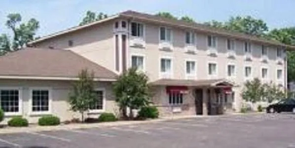 北布兰奇主人之家经济型酒店，位于Chisago City的酒店