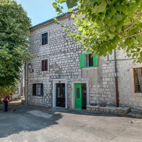 15th Century House in Osor，位于奥索尔的酒店