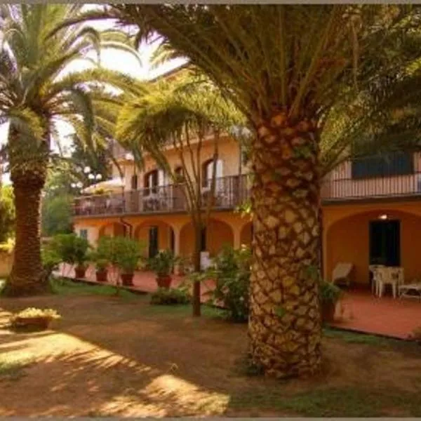 Albergo Belvedere，位于Cala Galera的酒店