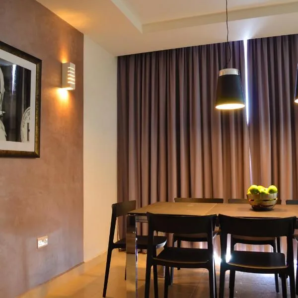 Hepburn Holiday Apartment，位于比尔泽布贾的酒店
