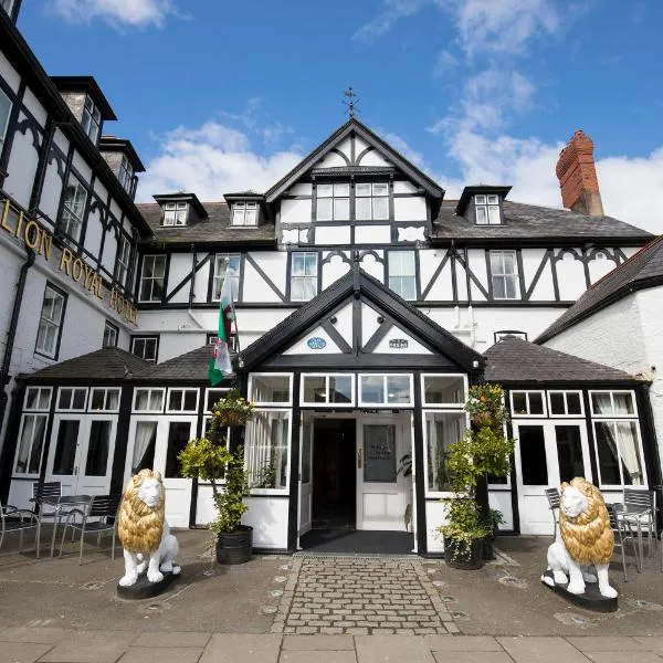皇家白狮酒店，位于Llanfor的酒店