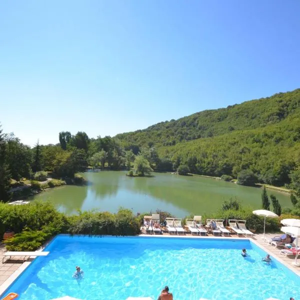 Parco del Lago Resort & SPA，位于Pieve di Carpegna的酒店