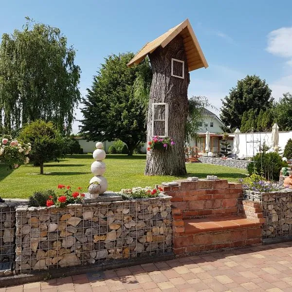 Pension Sonnenhof，位于滨湖默尔比施的酒店
