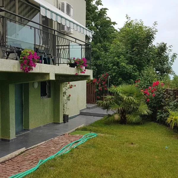 Aheloy Apartments，位于阿赫洛伊的酒店