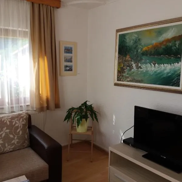 Apartment Una Strbacki Buk，位于Ćukovi的酒店