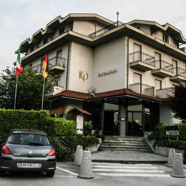 Hotel Quadrifoglio，位于San Defedente di Cervasca的酒店