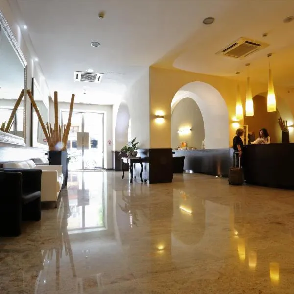 欧洲酒店，位于福贾的酒店
