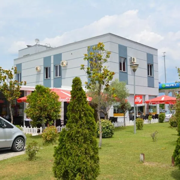 Hotel Alpet，位于Kameras的酒店