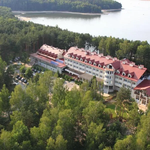Cztery Wiatry Aparthotel，位于Rembów的酒店