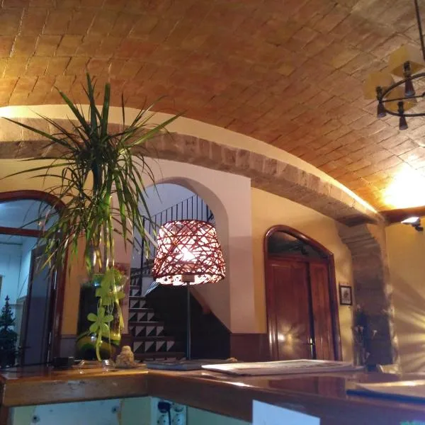 坎梅塞酒店，位于La Beguda Alta的酒店