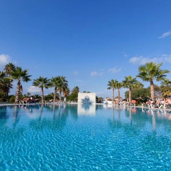 西贝尔阿罕布拉海滩高尔夫&Spa酒店，位于El Haj Mohammed Zarrouch的酒店