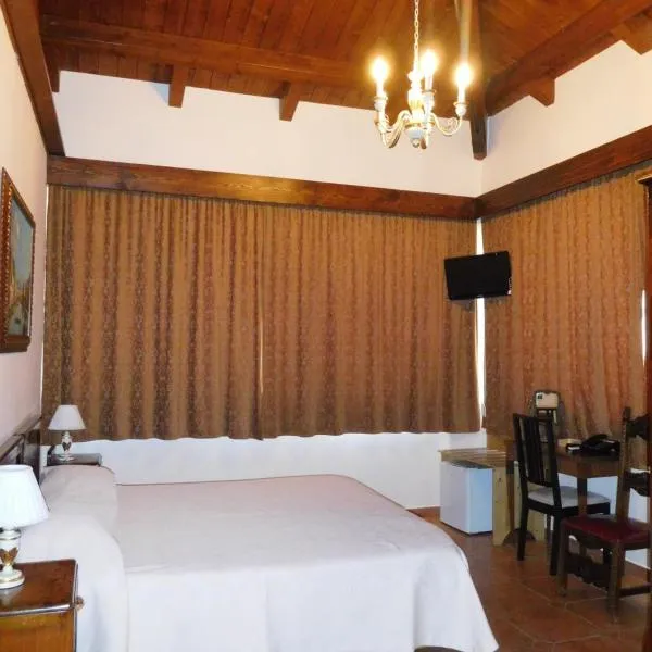 Hotel Michelangelo，位于Castelfranco in Miscano的酒店