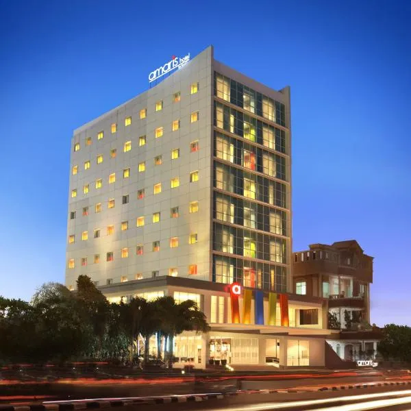 巴东爱玛瑞斯酒店，位于巴东的酒店